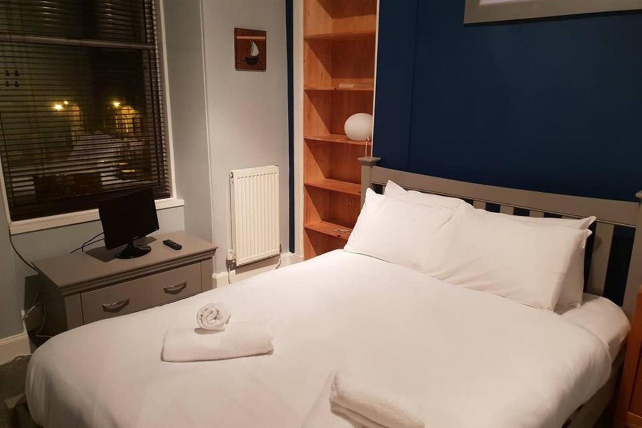 Bright 1 Bedroom Apartment Near City Centre Эдинбург Экстерьер фото